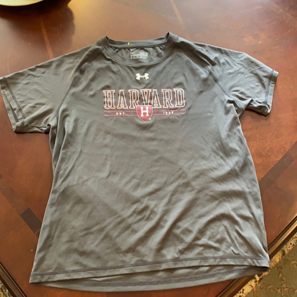 Under Armour Harvard heat gear loose t-shirt